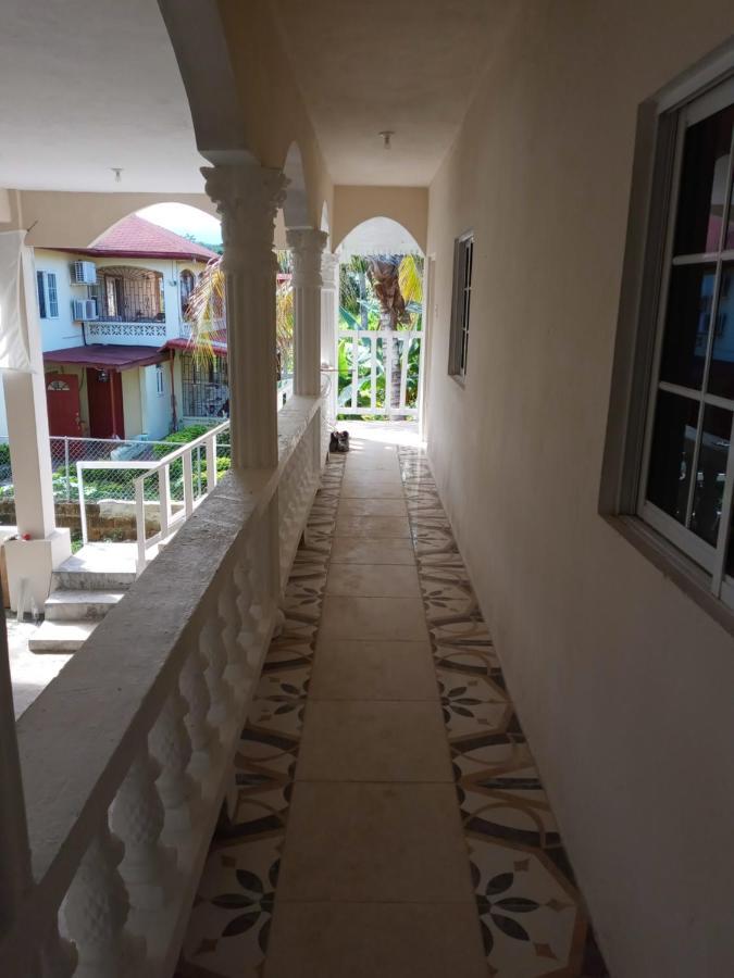 Grace Garden Guesthouse Ocho Rios Buitenkant foto